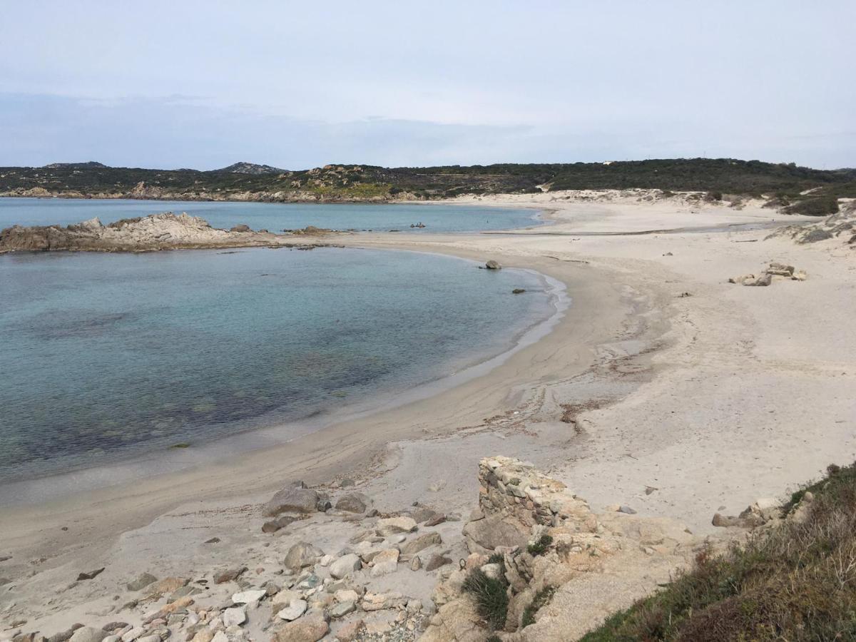 Monolocale A Rena Majore Di Gallura Bagian luar foto